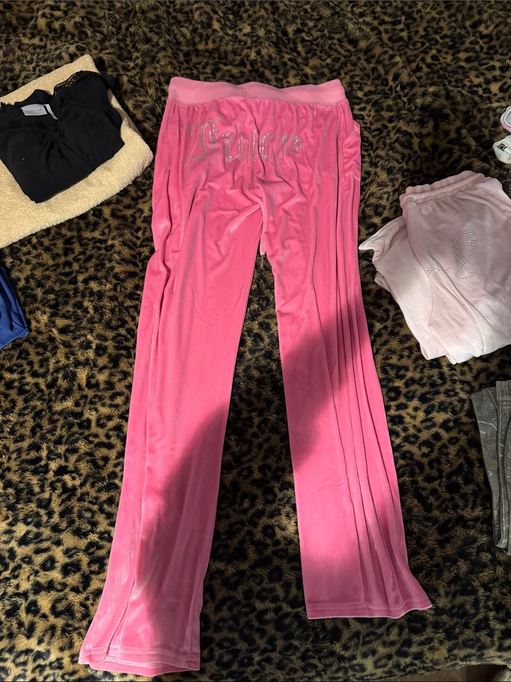 Juicy sweatpants size small